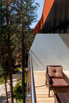 ДЕЛЮКС c панорамным видом и балконом 25-29 кв. м. — фото 13