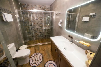 Большой дом с камином и кухней  для двоих — фото 9