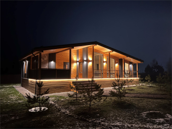 Коттедж с 3 спальнями с купелью — фото 1