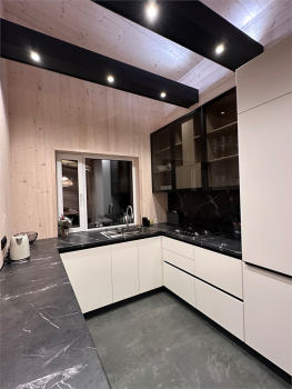 Коттедж с 3 спальнями с купелью — фото 3