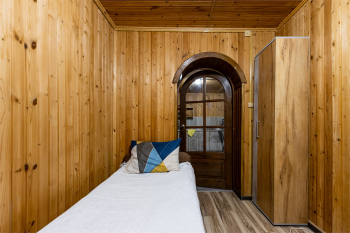 Двухкомнатный коттедж — фото 15