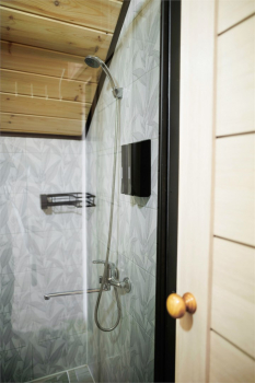 Эко-домик с панорамным окном и террасой 3 — фото 4