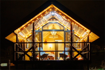 Эко-домик с панорамным окном и террасой 3 — фото 1