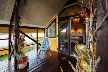 Эко-домик с панорамным окном и террасой 3 — фото 10