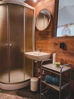 Геокупол с видом на озеро — фото 7