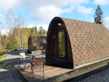 Арочный домик на краю леса без душа — фото 1