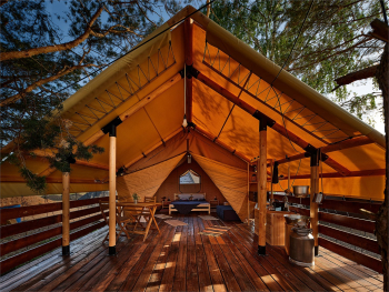 Сафари-тент  с видом на лес — фото 1