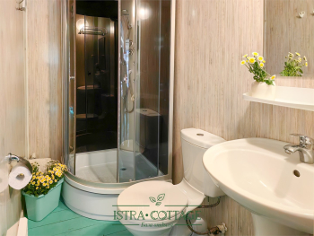 Кантри с закрытой верандой и камином — фото 8