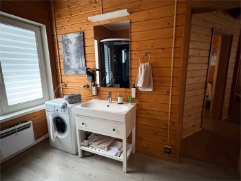 Семейный коттедж с горячей купелью — фото 7