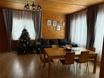 Семейный коттедж с горячей купелью — фото 3