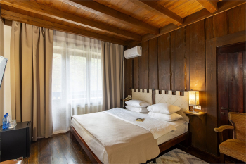 Стандартный трехместный номер  ( с двуспальной и односпальной кроватями) — фото 1