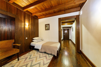 Стандартный трехместный номер  ( с двуспальной и односпальной кроватями) — фото 4