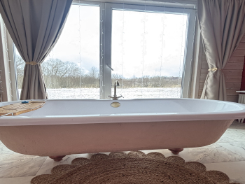 домик 1 с ванной у панорамного окна — фото 16