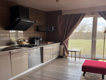 домик 1 с ванной у панорамного окна — фото 13