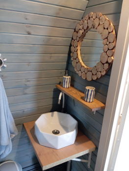 Домик на берегу — фото 8