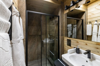 Кристалл с всесезонным бассейным — фото 5