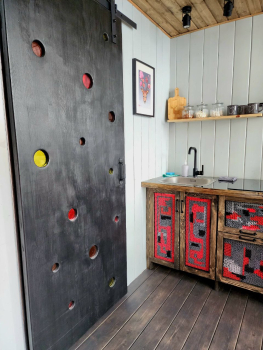 Барн Уголёк — фото 3