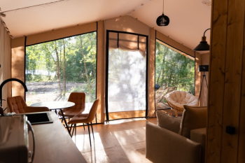 Шатёр в лесу — фото 1