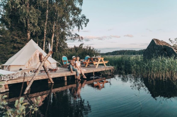 Шатер на берегу озера — фото 4