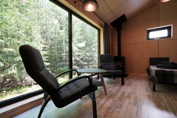 Коттедж №10 Заезд: 17:00 Выезд: 15:00 — фото 1