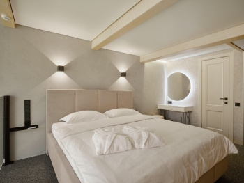 Двухэтажный номер люкс 60м2 в дуплексе — фото 3