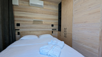 Большой зеркальный куб с отдельной спальней №20 — фото 2