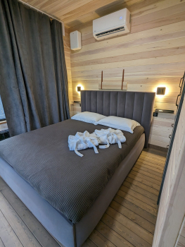 Большой зеркальный куб с отдельной спальней №0 — фото 2