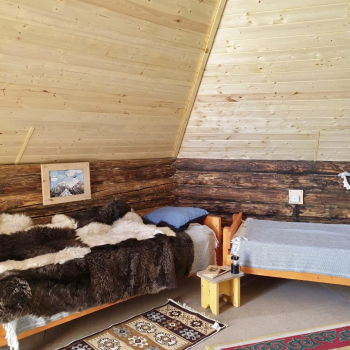 Деревянный аил для четверых — фото 3