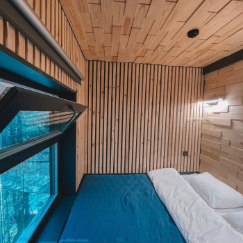 Зеркальный домик на дереве — фото 2