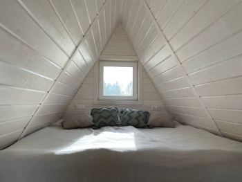 Треугольный дом с видом на реку Клязму — фото 3