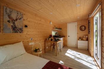 Бургундия (заезд 14-00 / выезд 12-00) — фото 8