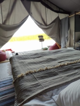 Шатер на воде — фото 1