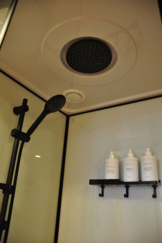 Сафари-тент с горячим чаном на террасе(вид на озеро) — фото 5