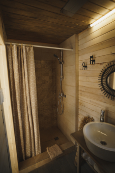 Дом (синий) с панорамным видом на лес — фото 19