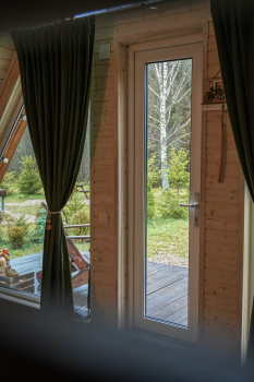 Дом (желтый) с панорамным видом на лес — фото 16