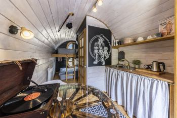 Дилижанс "Чарли Чаплин" — фото 3