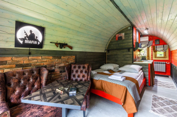 Дилижанс "Мафия", 2х местный бутик-номер фото — фото 3