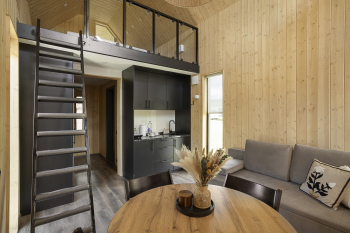 Барн Ретрит с видом на реку  — фото 6