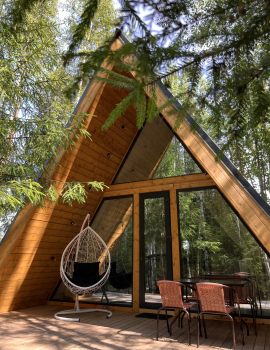 Треугольный дом для 2-4х гостей — фото 1