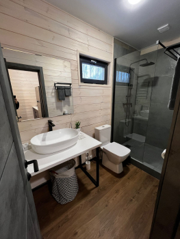 Приватный дом с 2 спальнями, беседкой, мангалом, баней и купелью – до 6 человек — фото 10