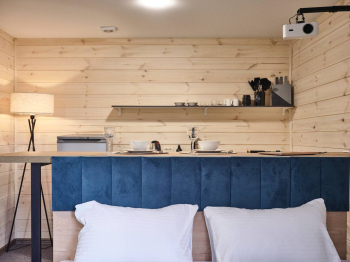 Дом на дереве для двоих с беседкой, мангалом, купелью, баней и ванной с панорамным видом — фото 4