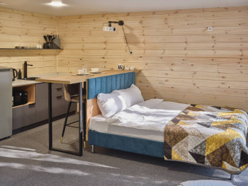 Дом на дереве для двоих с беседкой, мангалом, купелью, баней и ванной с панорамным видом — фото 3