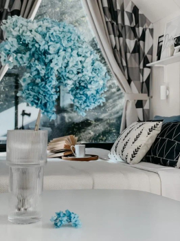 Белый дом с проектором — фото 6