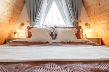 Розовый а-фрейм — фото 12