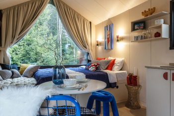 Персиковый дом с камином — фото 3