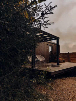 Персиковый дом с камином — фото 16