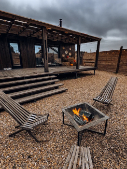 Зеленый дом с камином — фото 15