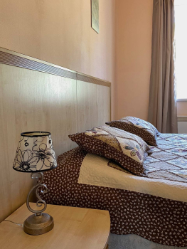 Трехкомнатный коттедж  с верандой — фото 1