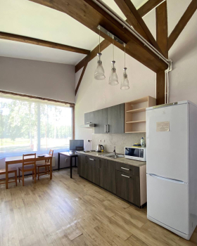 Двухкомнатный коттедж с верандой — фото 17