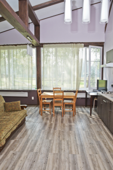 Двухкомнатный коттедж с верандой — фото 11